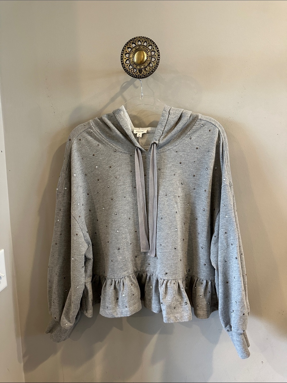 Pilcro Light Gray Ruffle-Hem Hoodie Sweater with Stud Accents Sz M